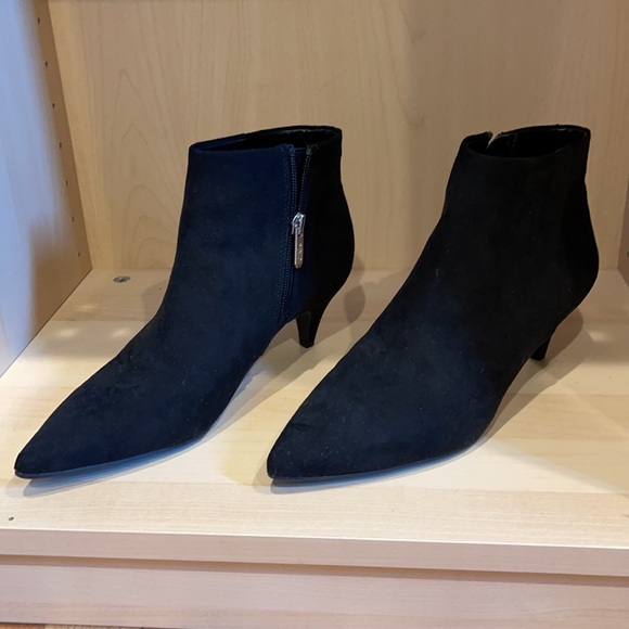 Boot - Picture 3 of 3